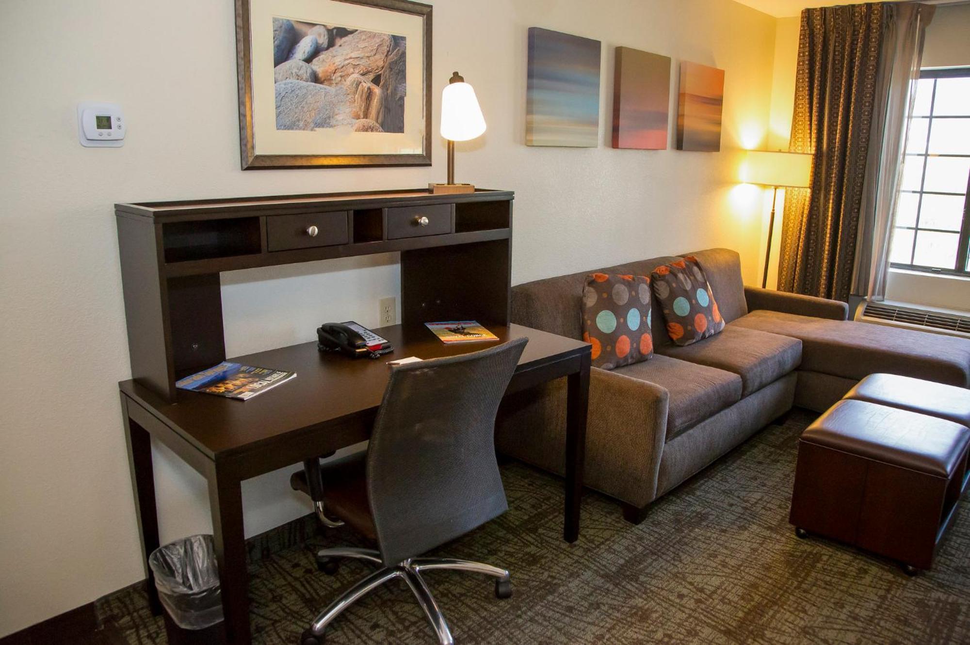 Staybridge Suites Colorado Springs North By Ihg Εξωτερικό φωτογραφία