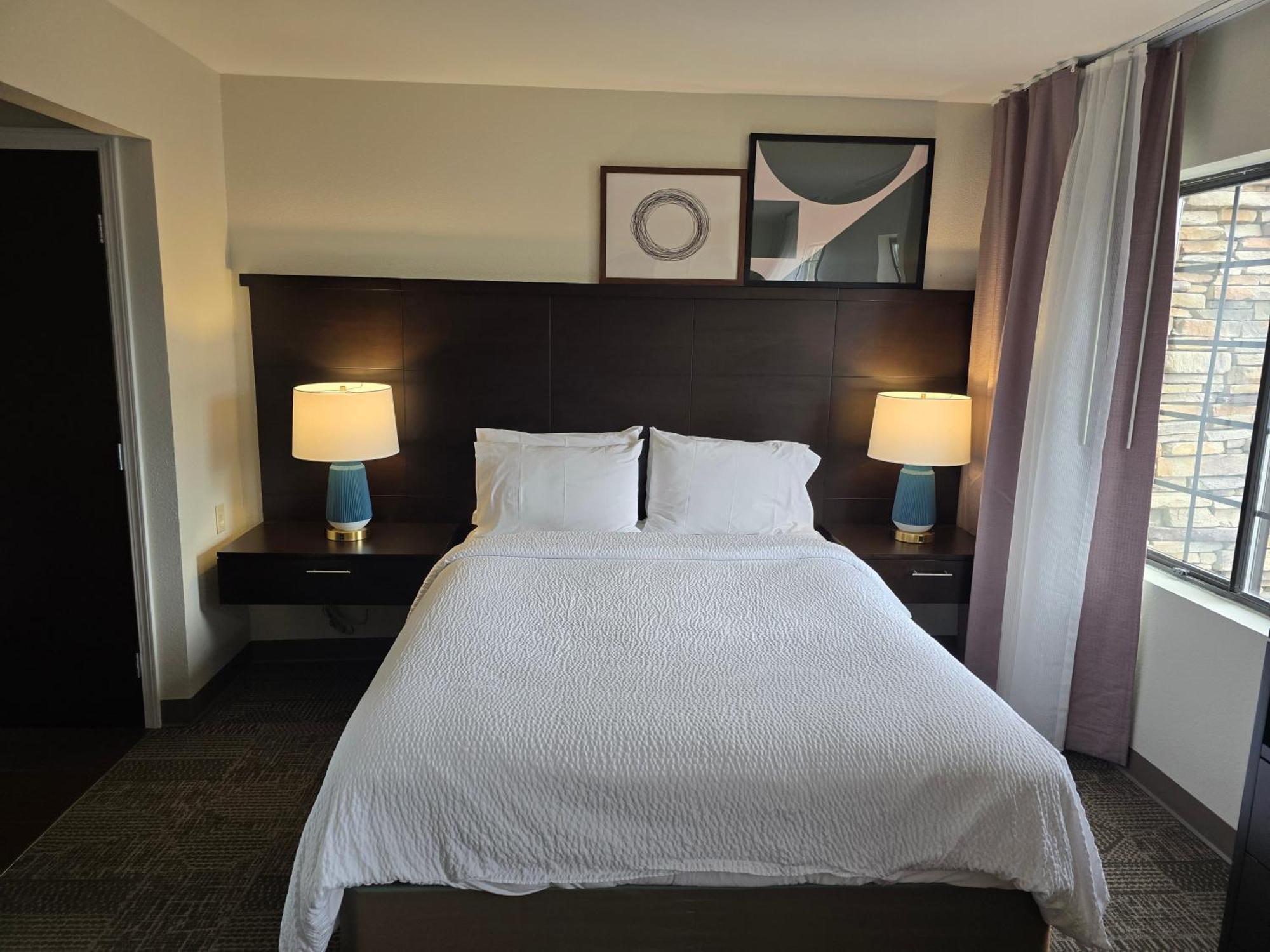 Staybridge Suites Colorado Springs North By Ihg Εξωτερικό φωτογραφία