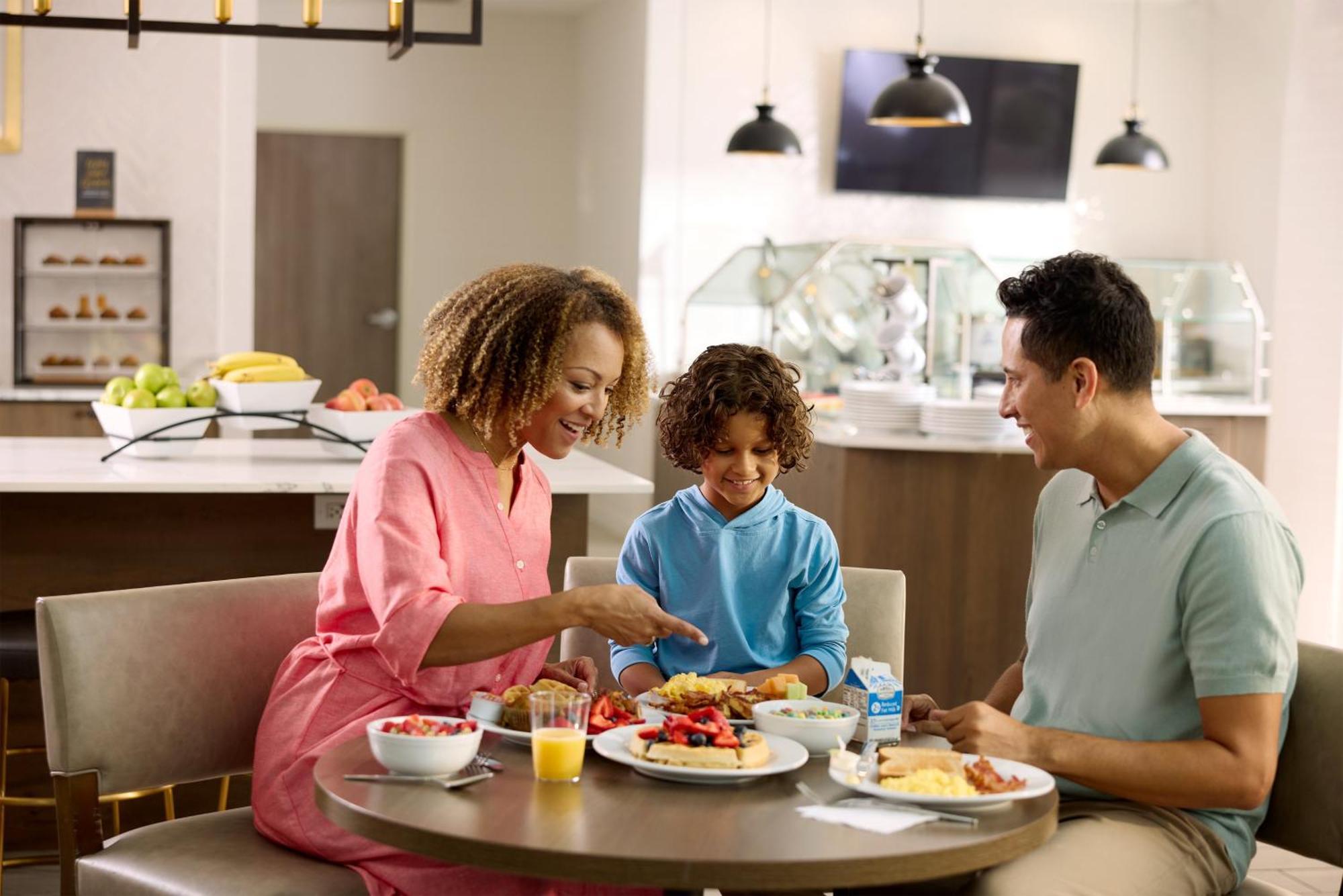 Staybridge Suites Colorado Springs North By Ihg Εξωτερικό φωτογραφία