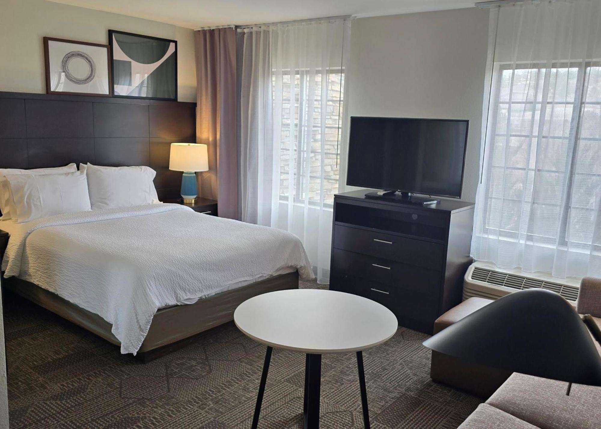 Staybridge Suites Colorado Springs North By Ihg Εξωτερικό φωτογραφία