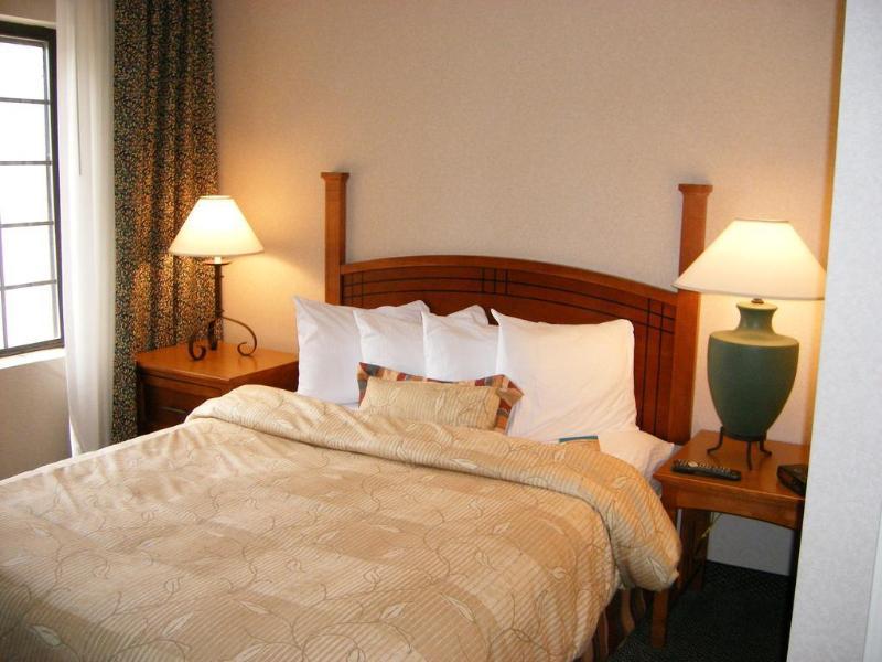Staybridge Suites Colorado Springs North By Ihg Εξωτερικό φωτογραφία