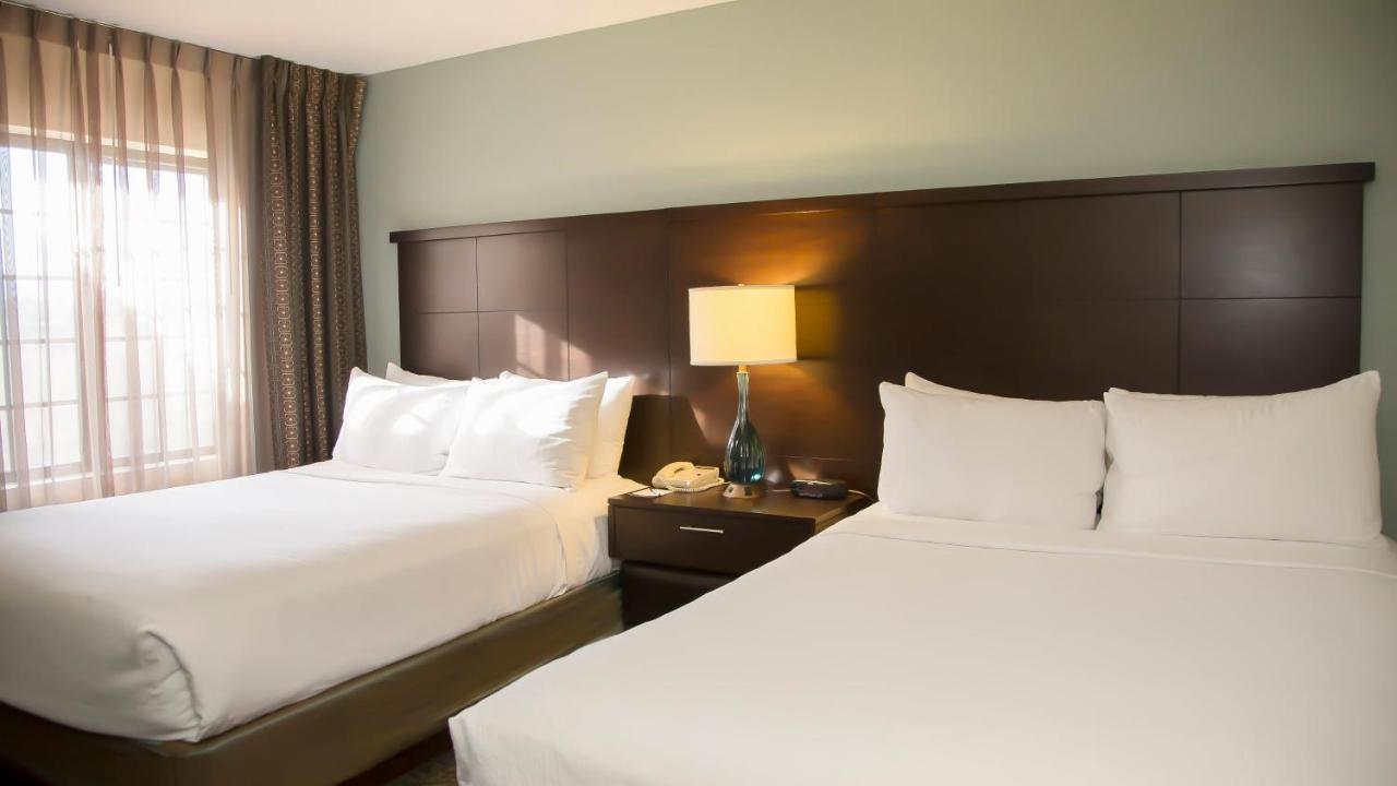 Staybridge Suites Colorado Springs North By Ihg Εξωτερικό φωτογραφία