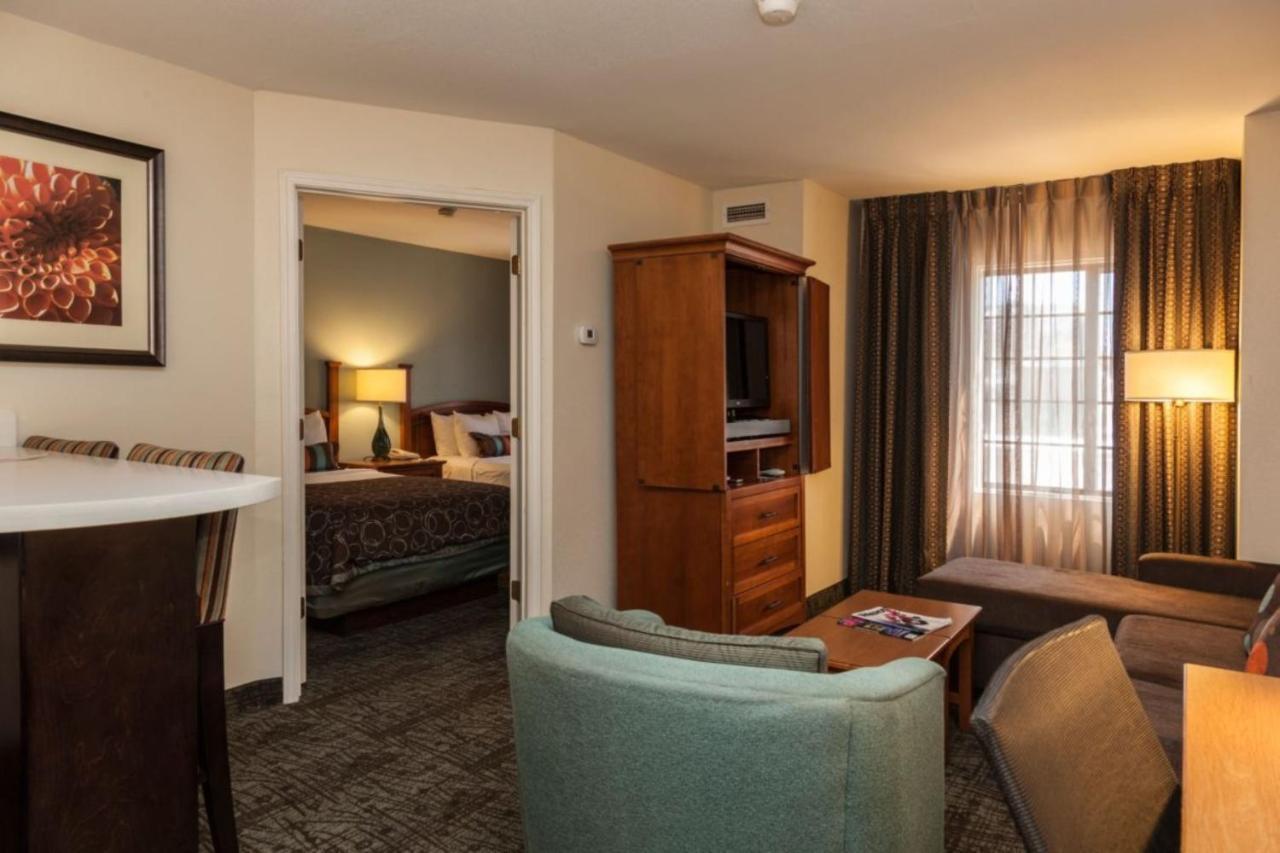Staybridge Suites Colorado Springs North By Ihg Εξωτερικό φωτογραφία